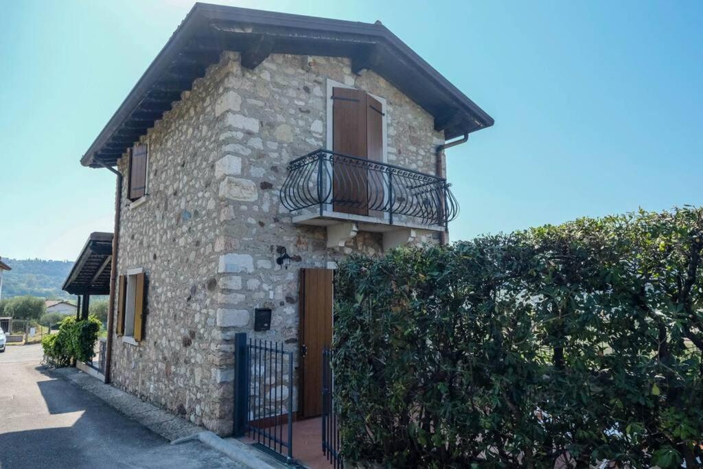 Вилла Casa Delle Ochette Костермано Экстерьер фото