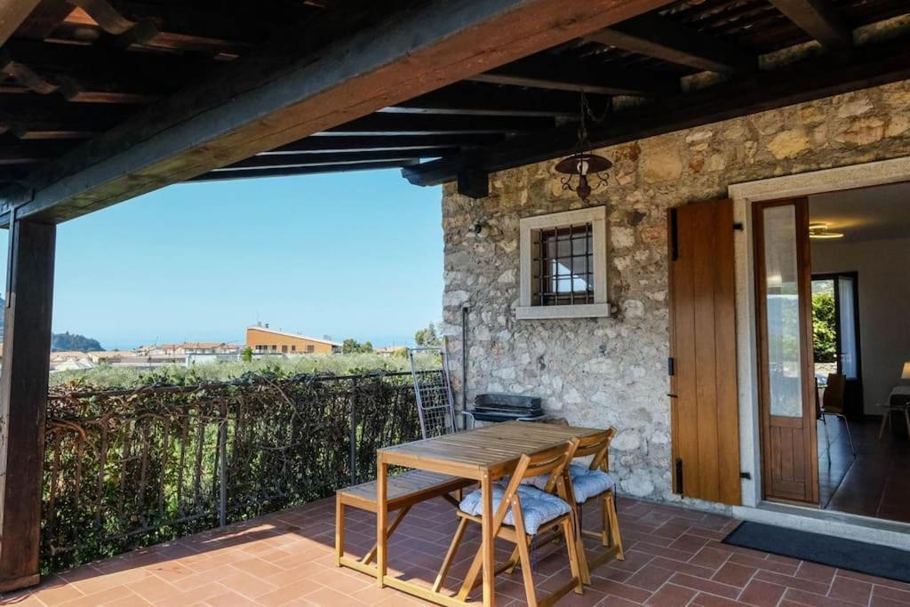 Вилла Casa Delle Ochette Костермано Экстерьер фото